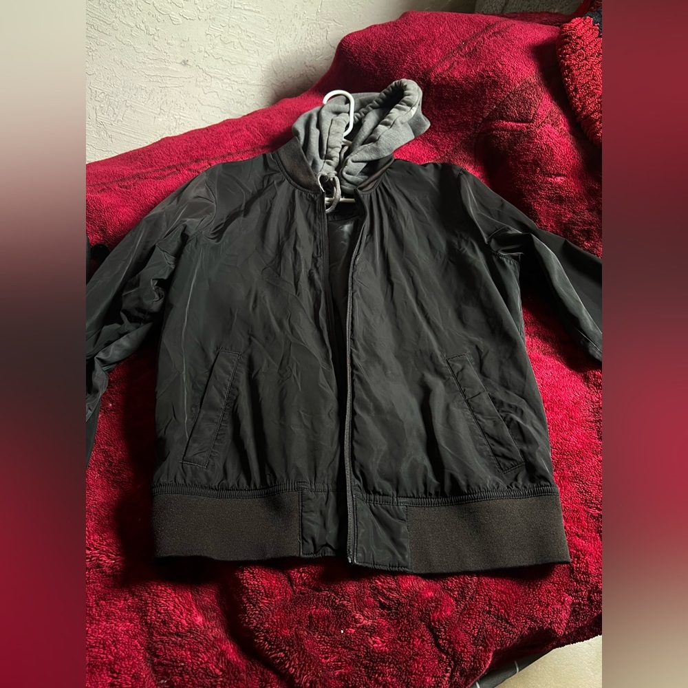Hollister black windbreaker